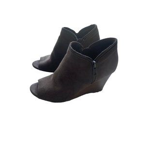 Report Brown Suede Wedges Size 6